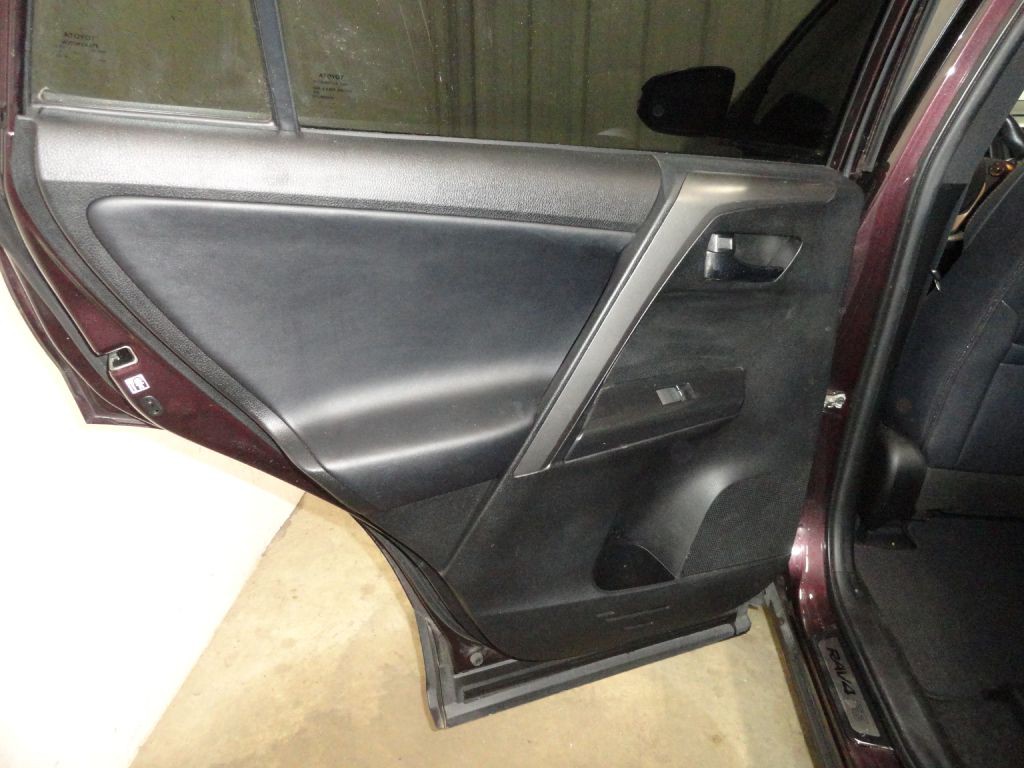 2016 Toyota Rav4 Image 30