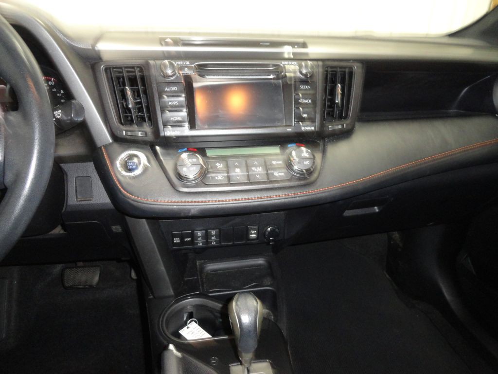 2016 Toyota Rav4 Image 32