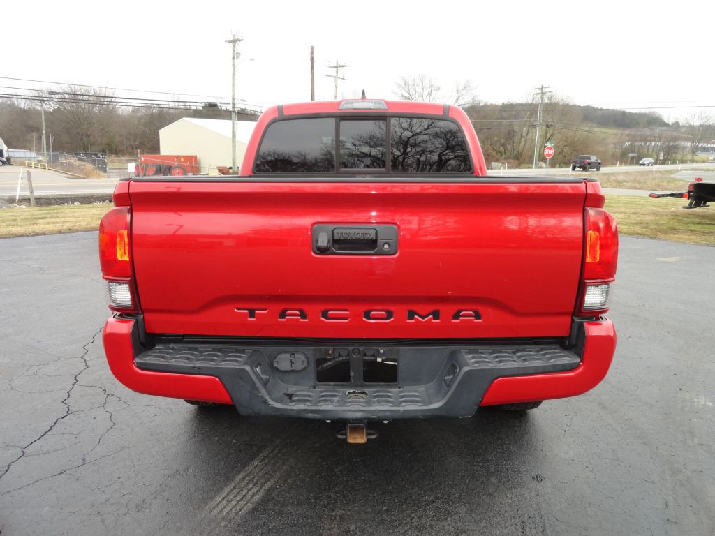 2018 Toyota Tacoma Image 7