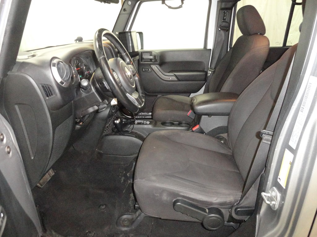 2017 Jeep Wrangler Unlimited Image 9