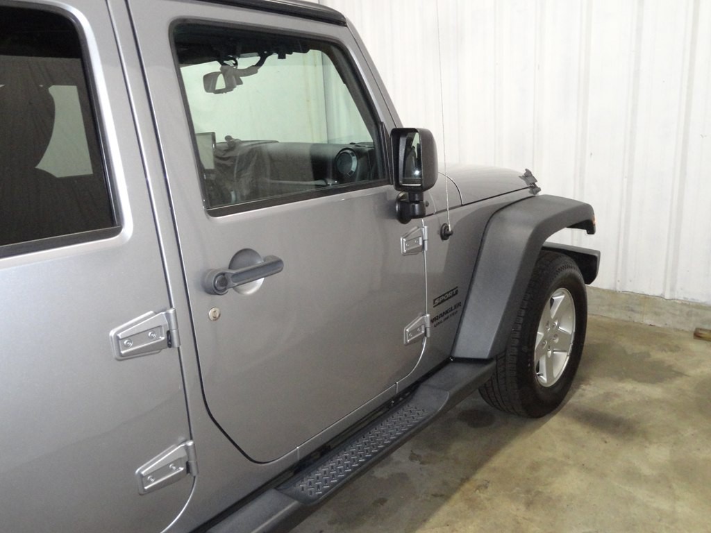 2017 Jeep Wrangler Unlimited Image 21