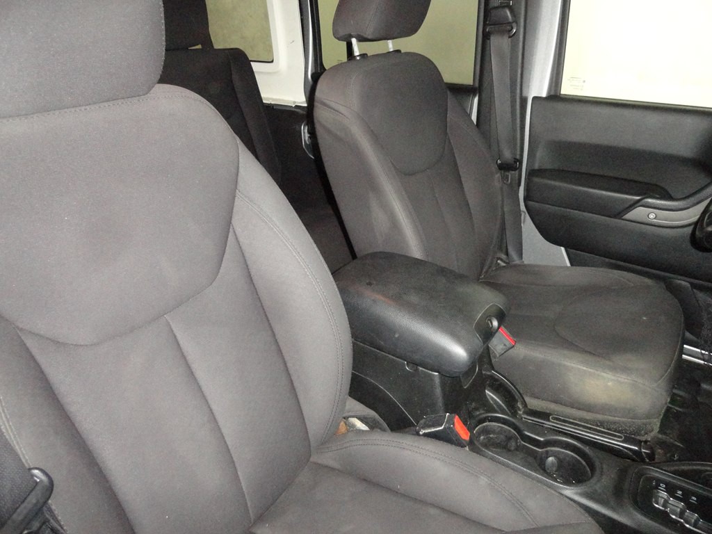 2017 Jeep Wrangler Unlimited Image 25