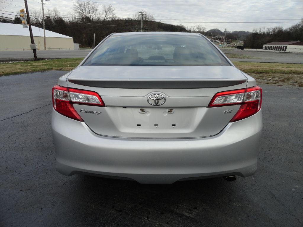 2014 Toyota Camry Image 7