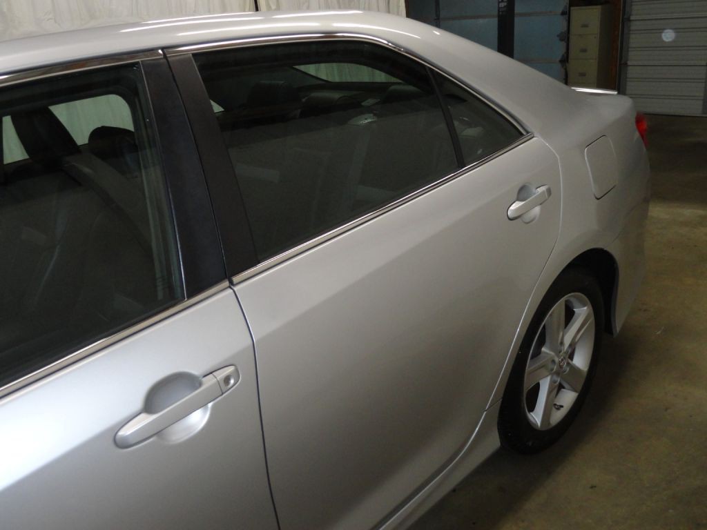 2014 Toyota Camry Image 16