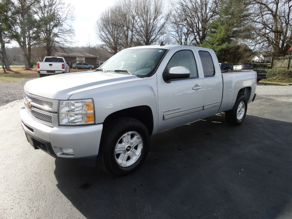 2013 Chevrolet Silverado 1500 Image 2
