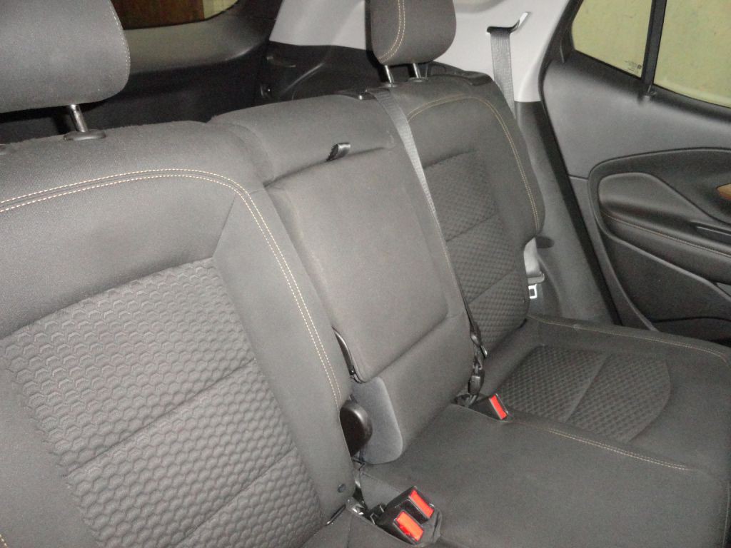 2020 GMC Terrain Image 23