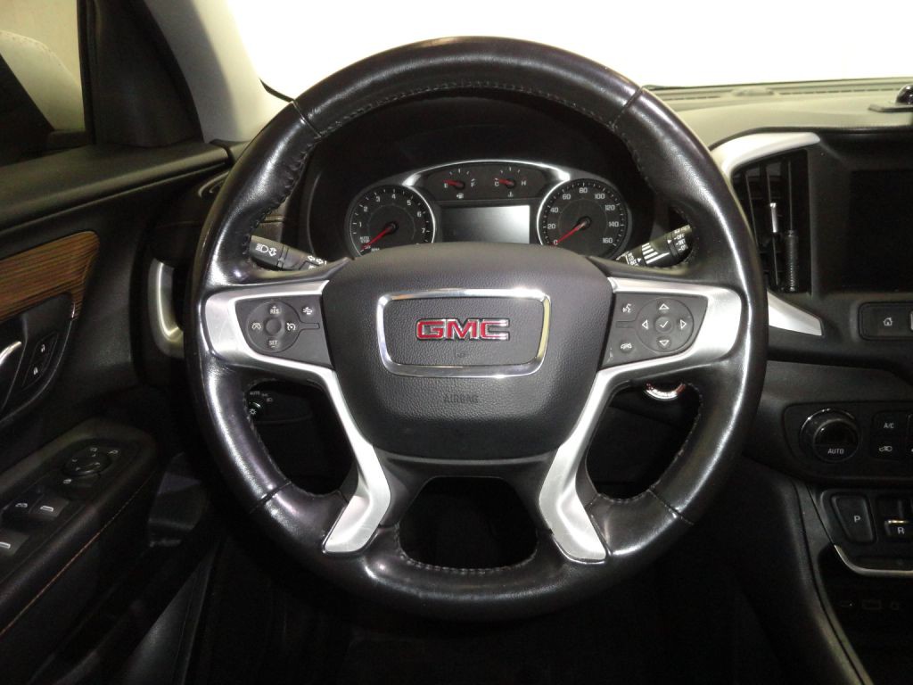 2020 GMC Terrain Image 31