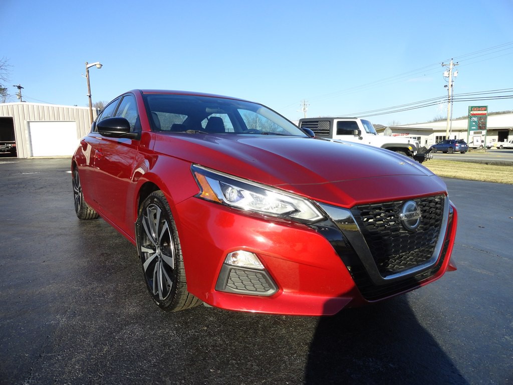 2020 Nissan Altima Image 1