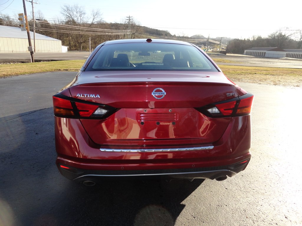2020 Nissan Altima Image 7