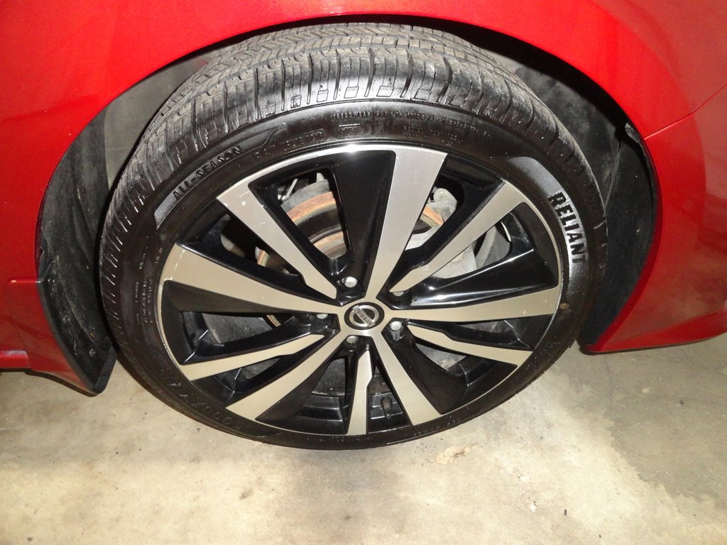 2020 Nissan Altima Image 26