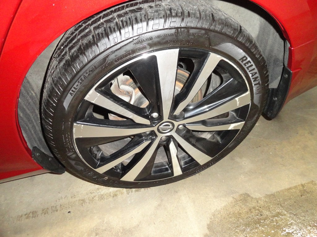 2020 Nissan Altima Image 28