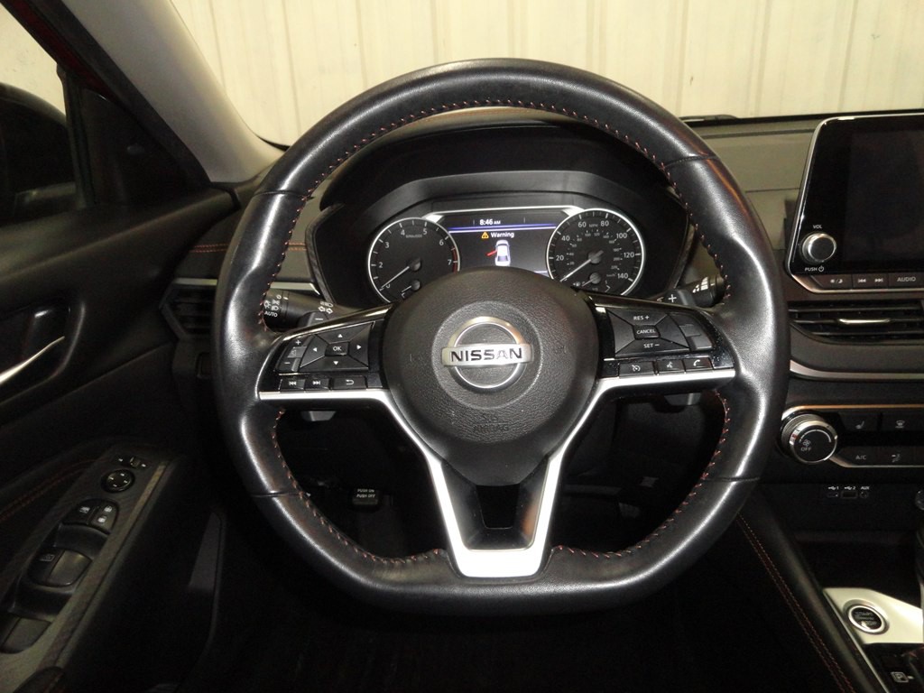 2020 Nissan Altima Image 30