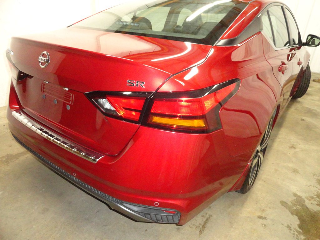 2020 Nissan Altima Image 50