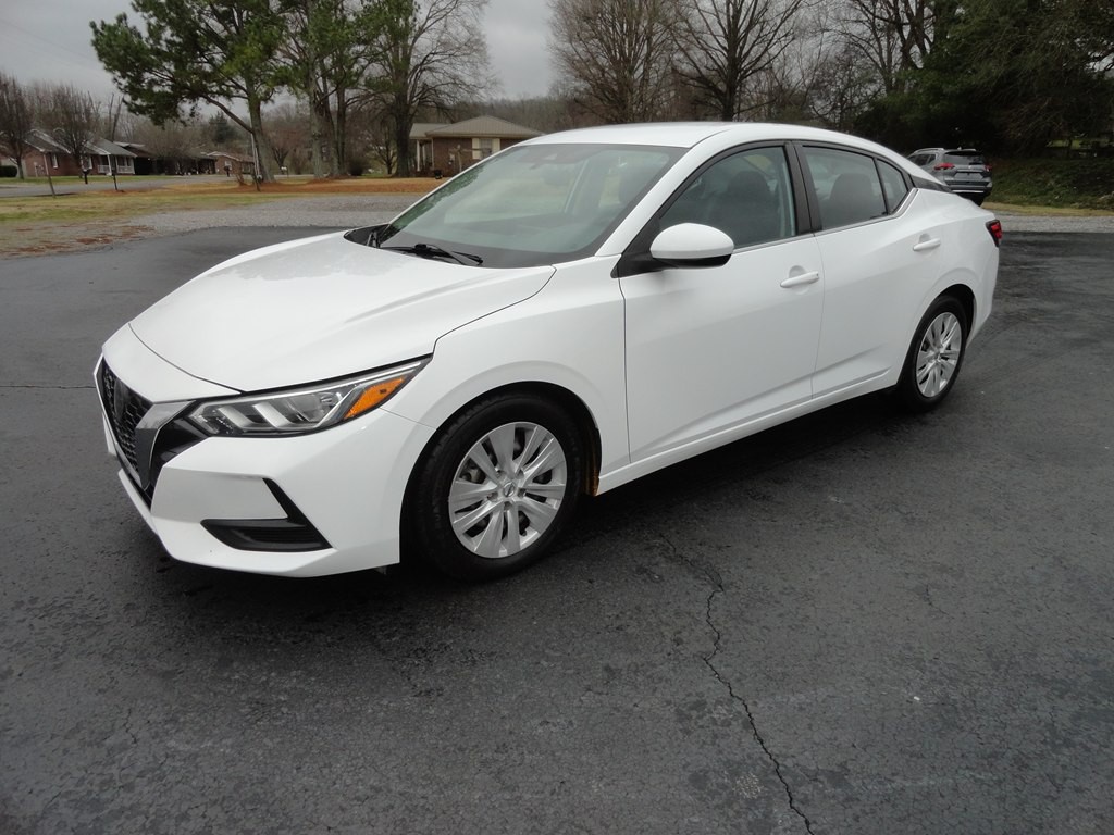 2020 Nissan Sentra Image 2