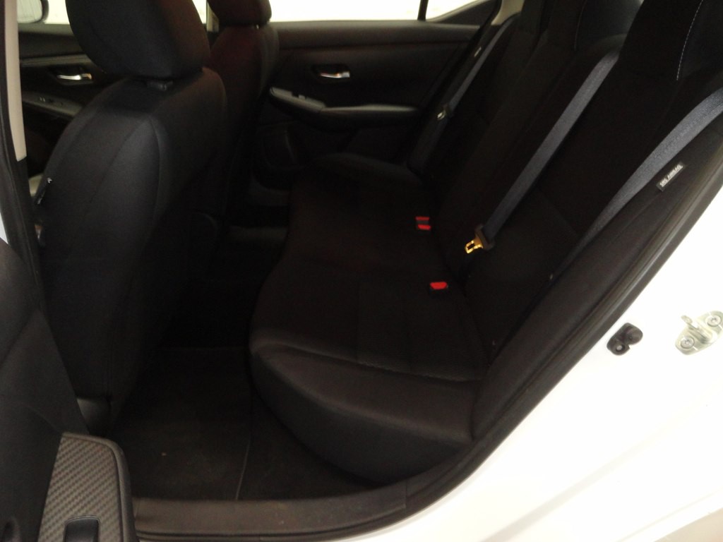 2020 Nissan Sentra Image 10