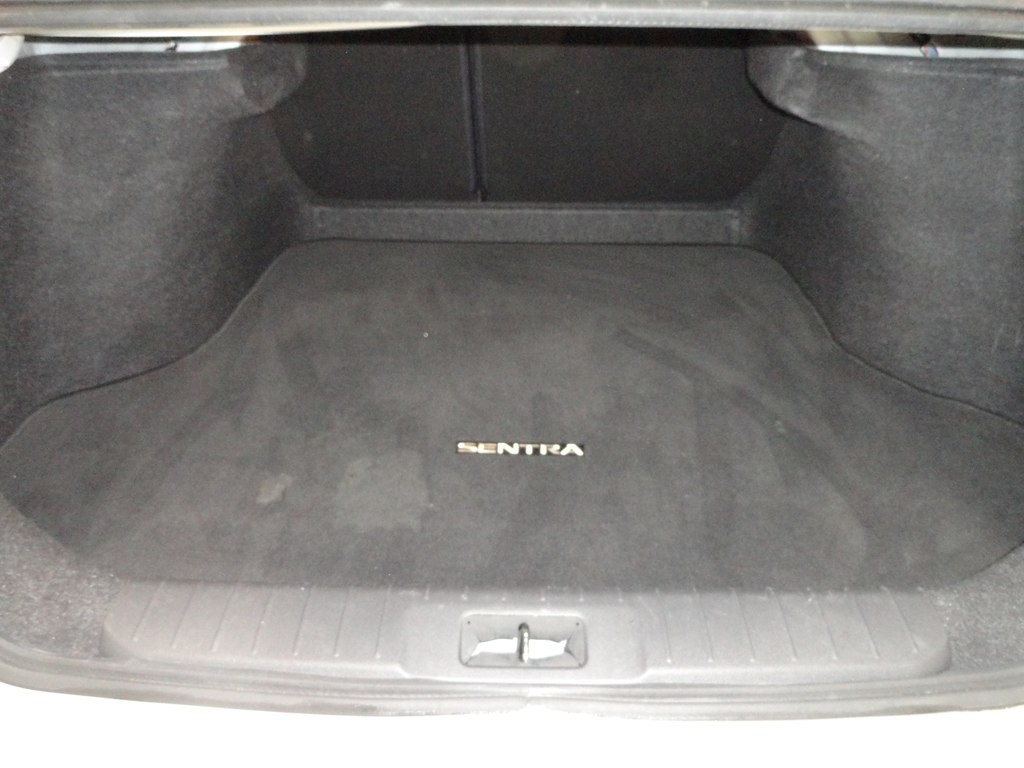 2020 Nissan Sentra Image 13