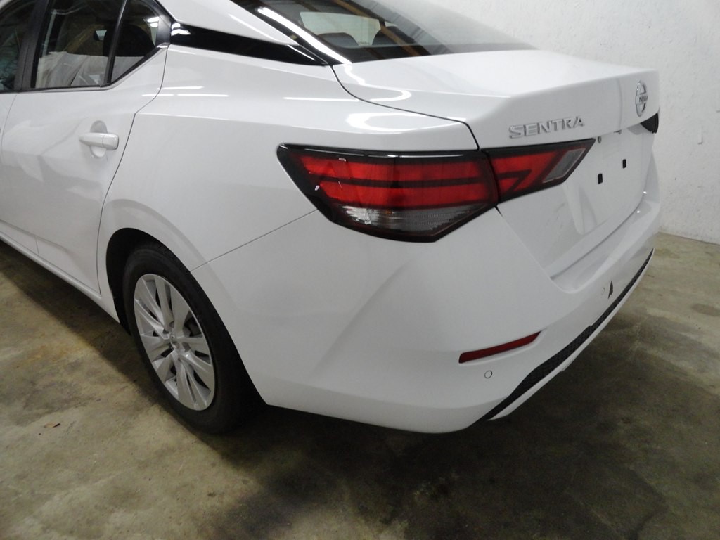 2020 Nissan Sentra Image 25