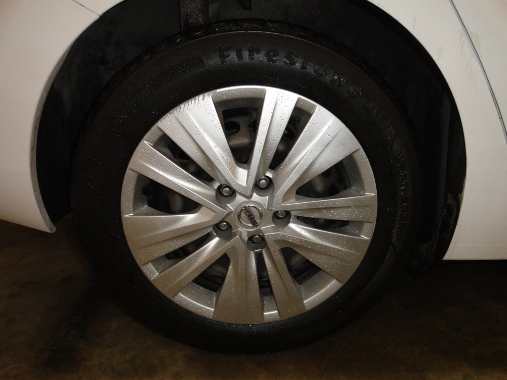 2020 Nissan Sentra Image 32