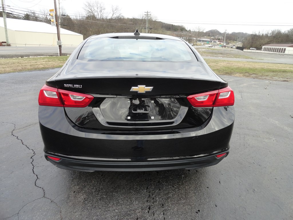2022 Chevrolet Malibu Image 7