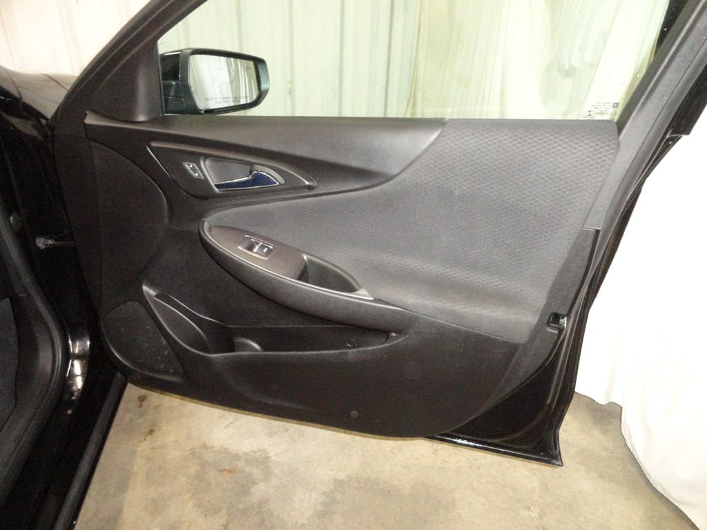 2022 Chevrolet Malibu Image 23