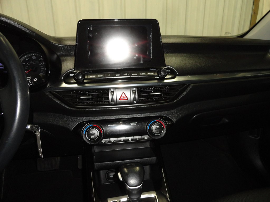 2019 Kia Forte Image 32