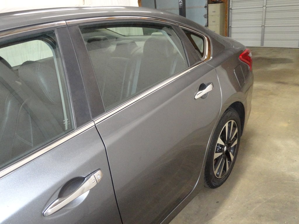 2018 Nissan Altima Image 16