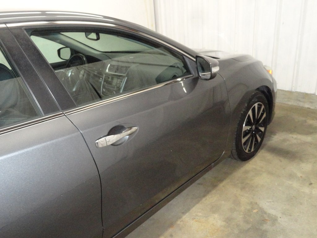 2018 Nissan Altima Image 20