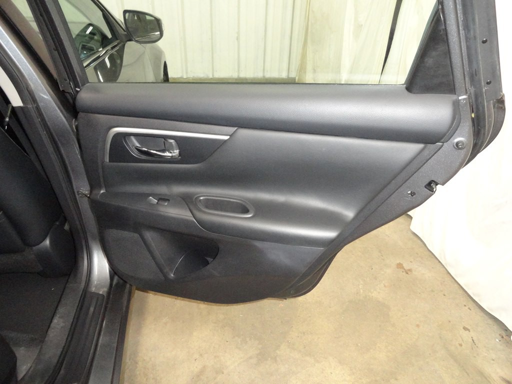 2018 Nissan Altima Image 21