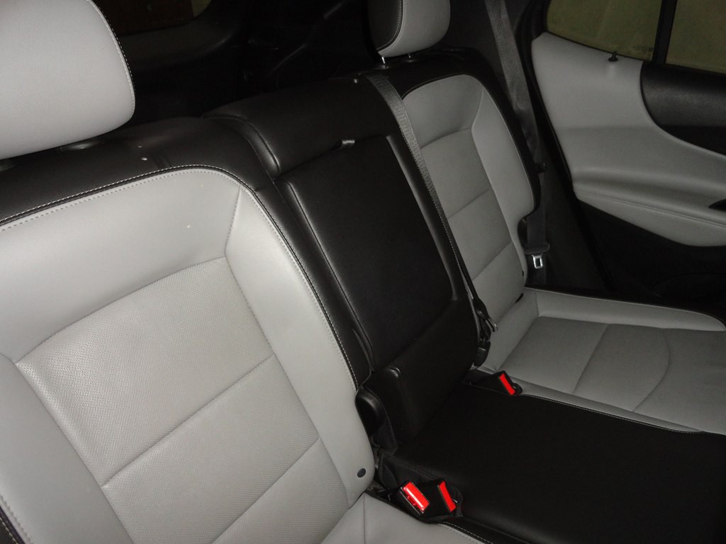 2018 Chevrolet Equinox Image 16