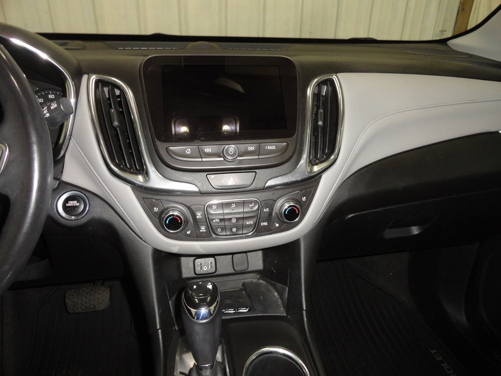 2018 Chevrolet Equinox Image 25