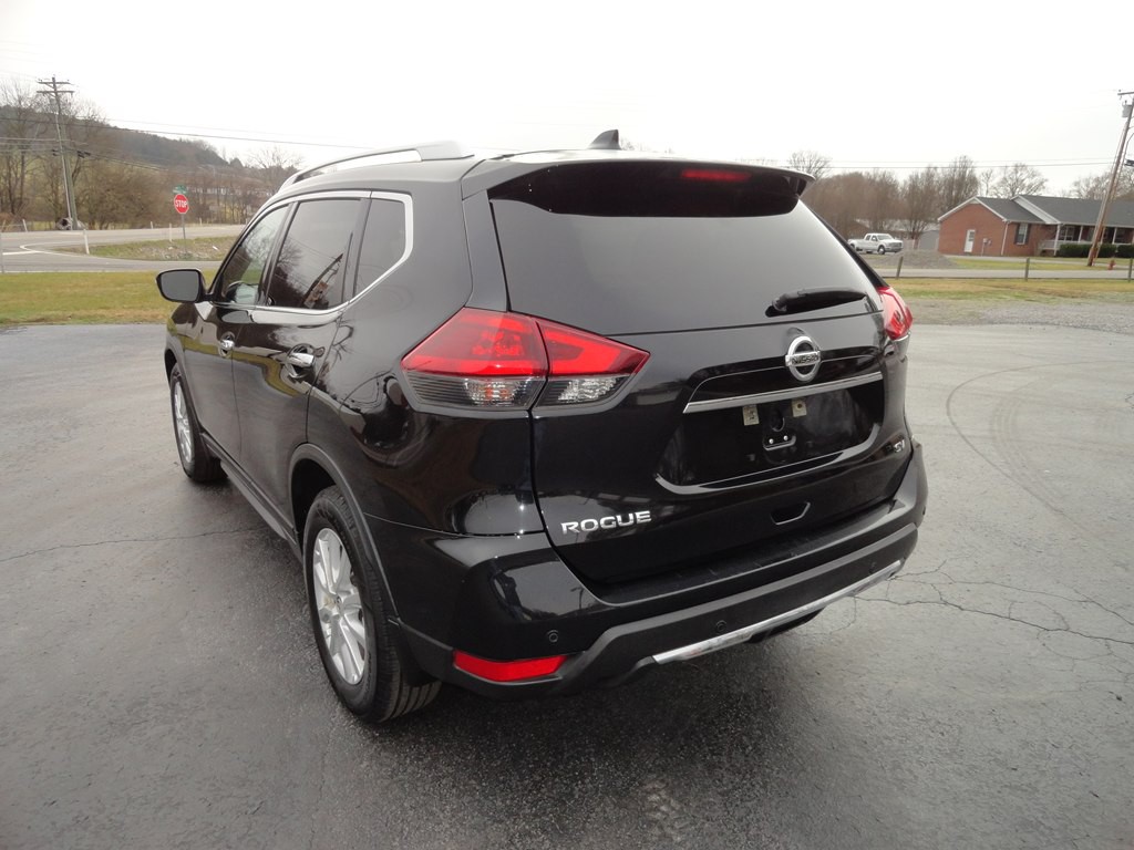 2019 Nissan Rogue Image 8