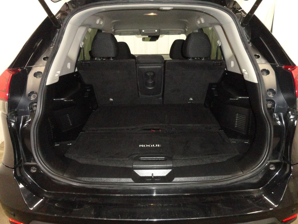 2019 Nissan Rogue Image 11