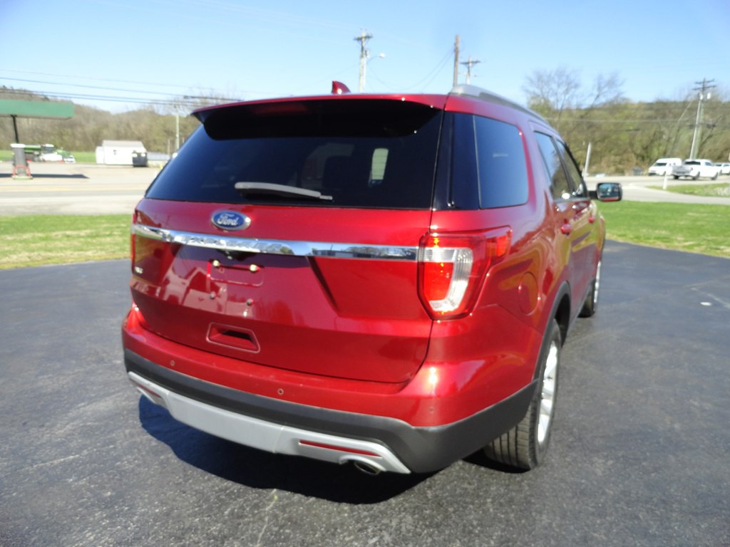 2017 Ford Explorer Image 6