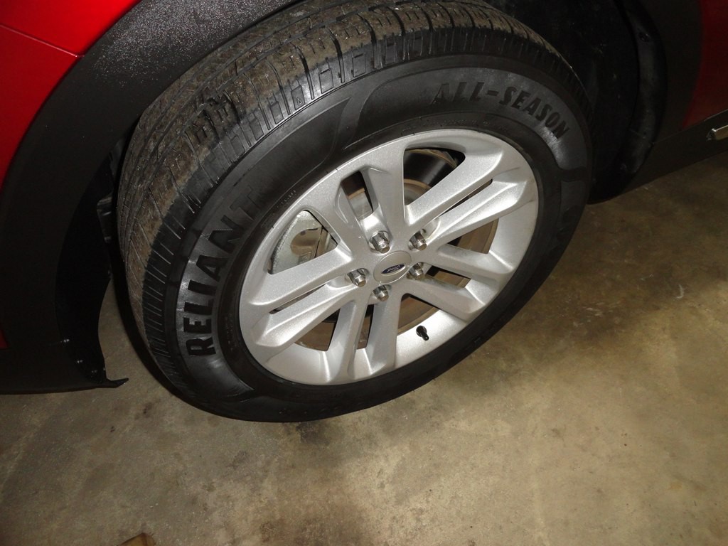 2017 Ford Explorer Image 29