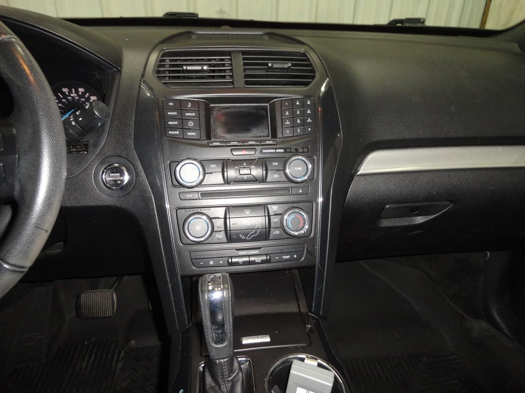 2017 Ford Explorer Image 33