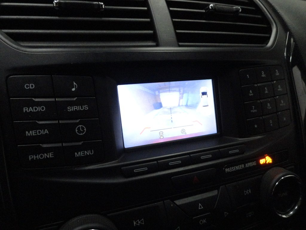 2017 Ford Explorer Image 38