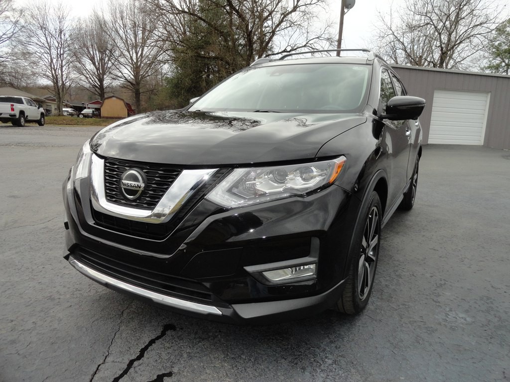 2019 Nissan Rogue Image 2