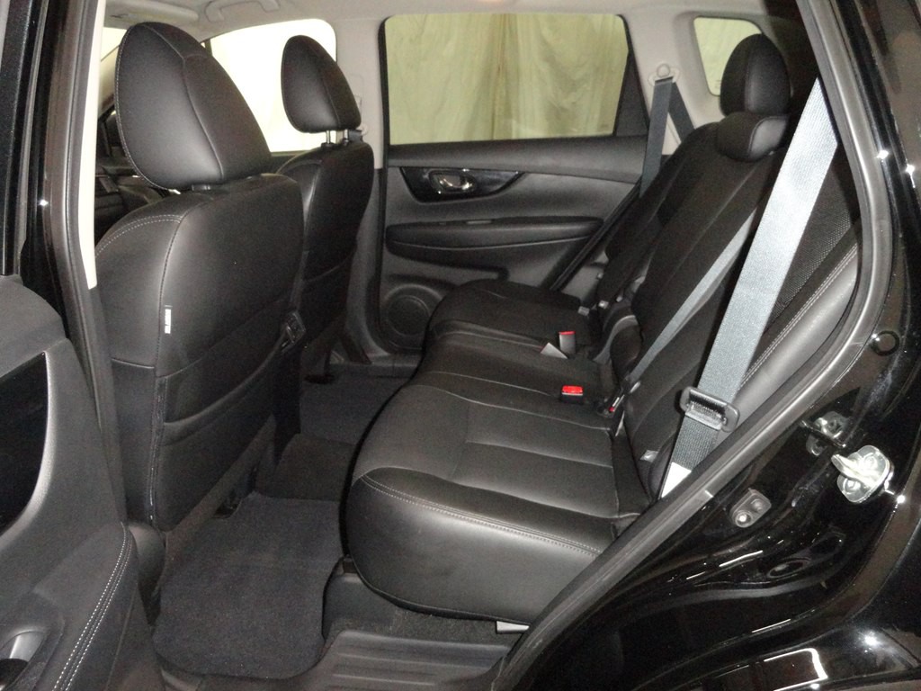 2019 Nissan Rogue Image 10