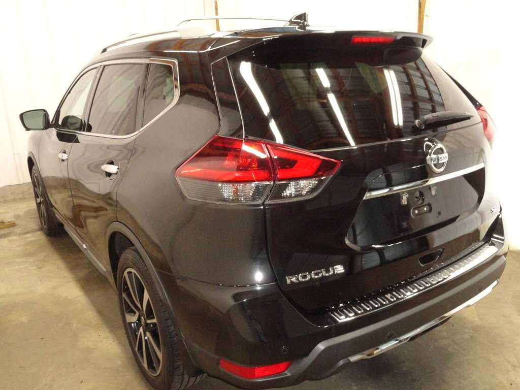 2019 Nissan Rogue Image 16