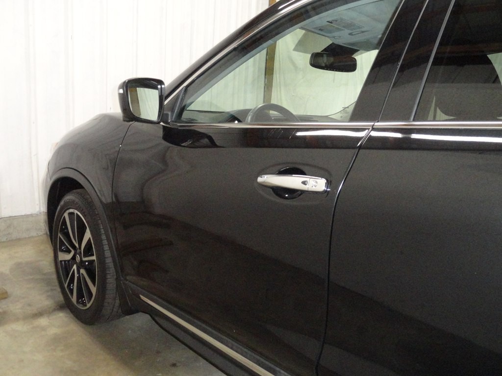 2019 Nissan Rogue Image 18