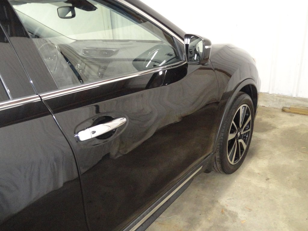 2019 Nissan Rogue Image 21