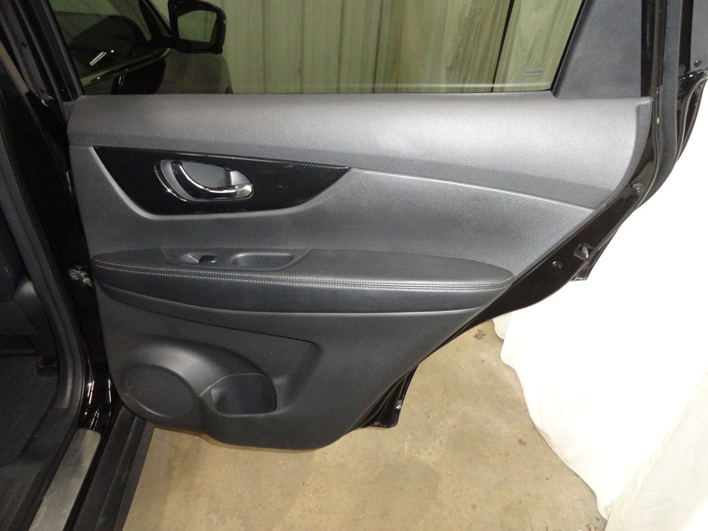 2019 Nissan Rogue Image 22