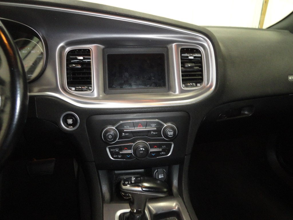 2021 Dodge Charger Image 32