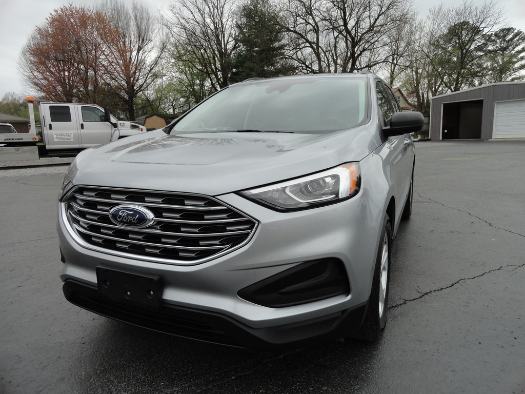 2022 Ford Edge Image 2