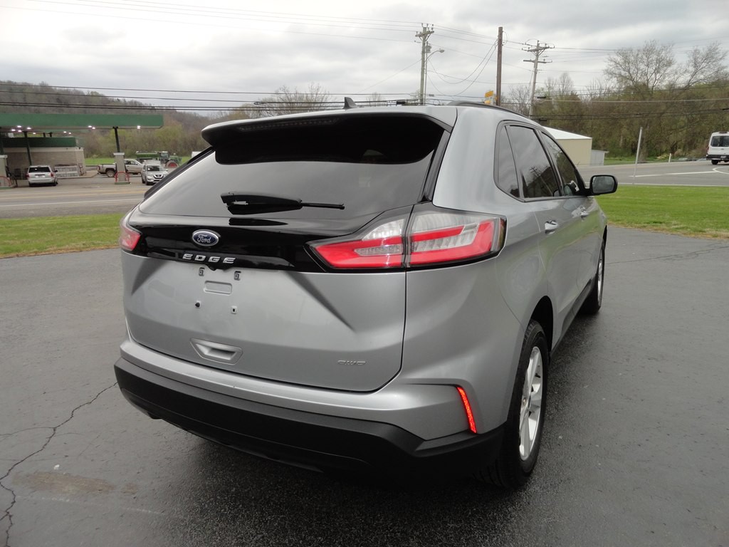 2022 Ford Edge Image 6