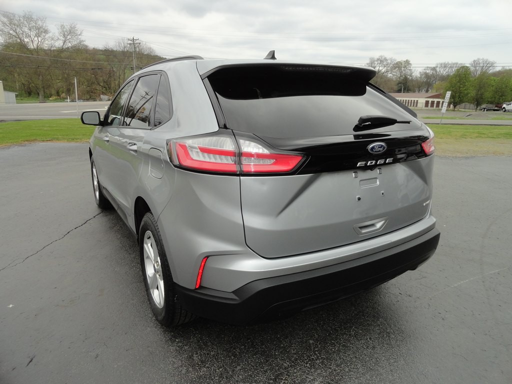 2022 Ford Edge Image 8