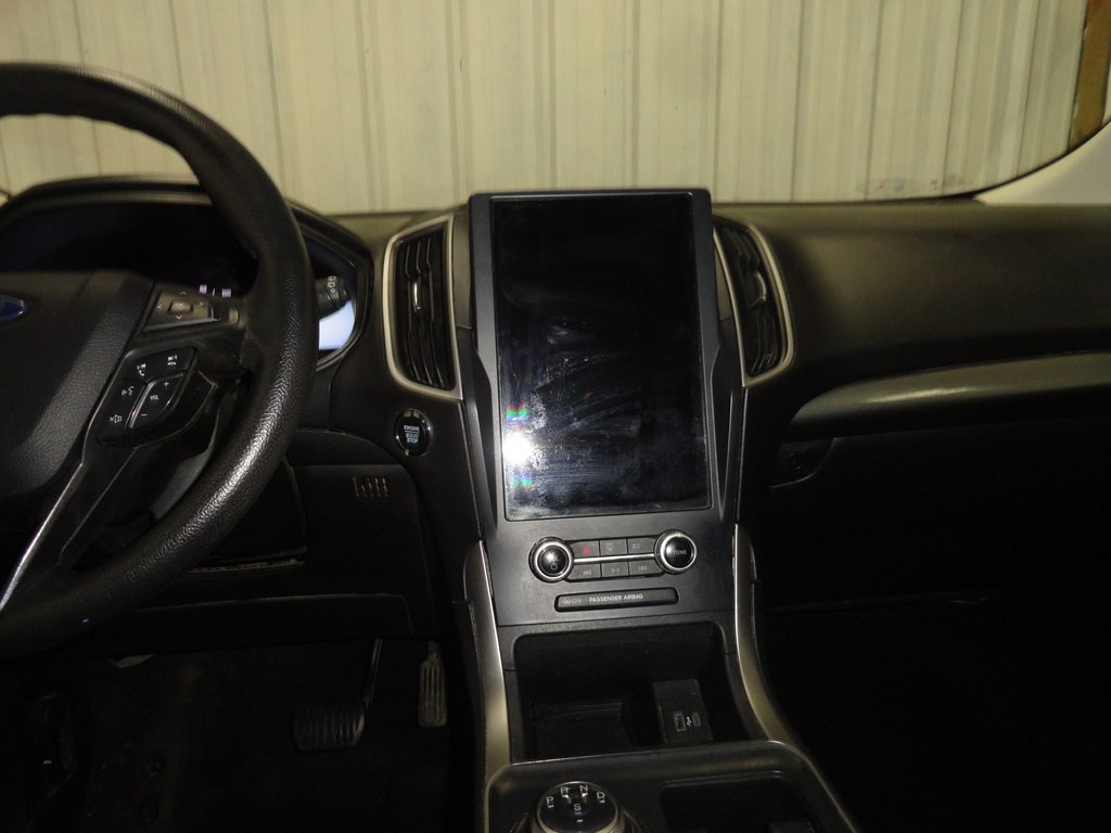 2022 Ford Edge Image 32