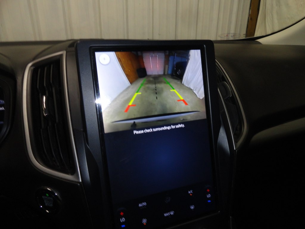 2022 Ford Edge Image 37
