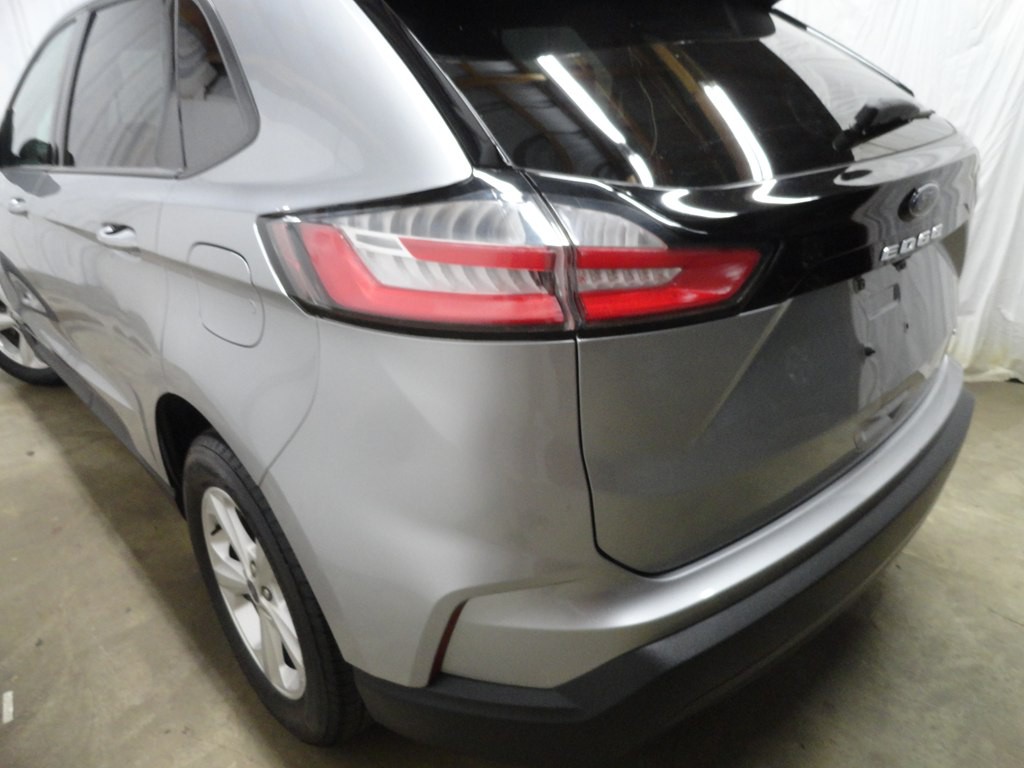 2022 Ford Edge Image 47