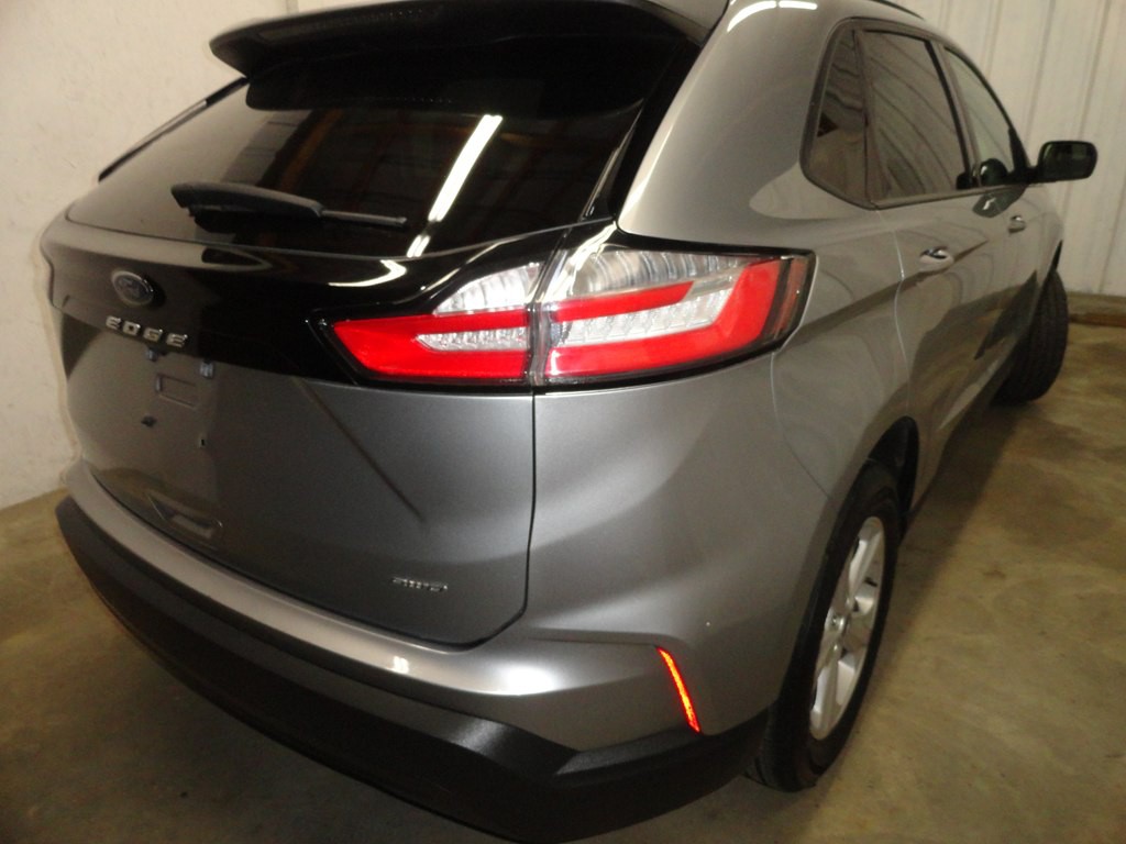 2022 Ford Edge Image 48